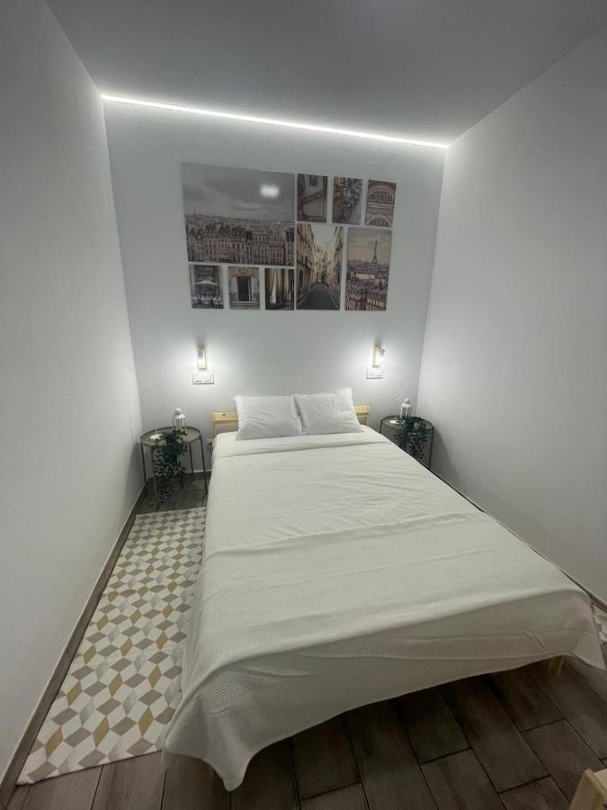 Apartamentos Jap Villaamil มาดริด ภายนอก รูปภาพ